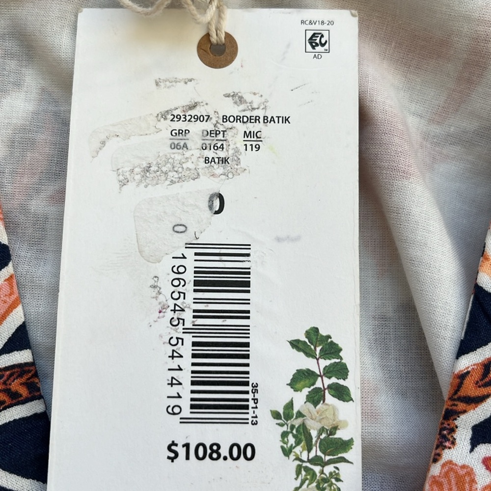 NWT Chelsea & Violet Floral Batik Crop Top - Picture 3 of 9